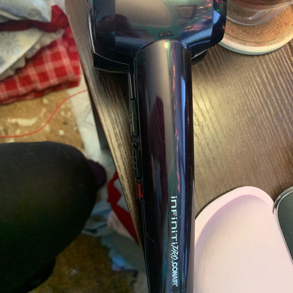 Conair Infinity Pro hot curler
